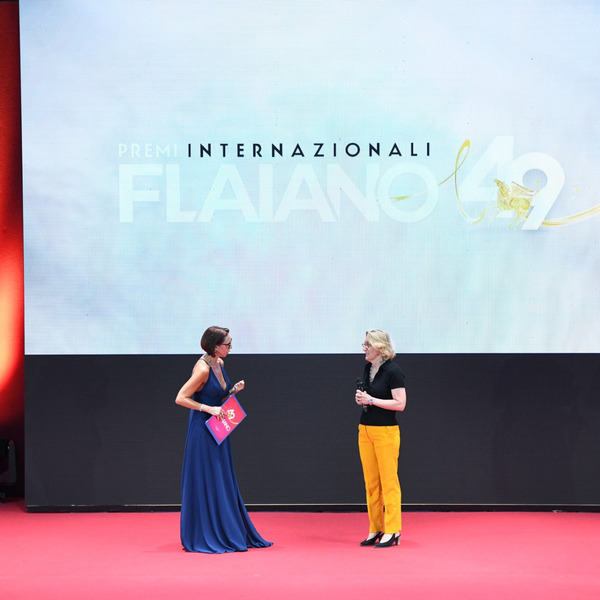 La Conduttrice Martina Riva E Il Presidente Dei Premi Internazionali Flaiano, Carla Tiboni